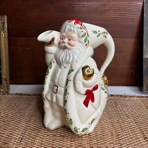 Lenox Holiday Collection Vintage 1999 Holly Berry Santa Pitcher Christmas Decor